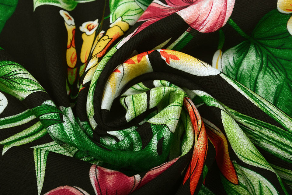 100% Viscose Manu Zwart