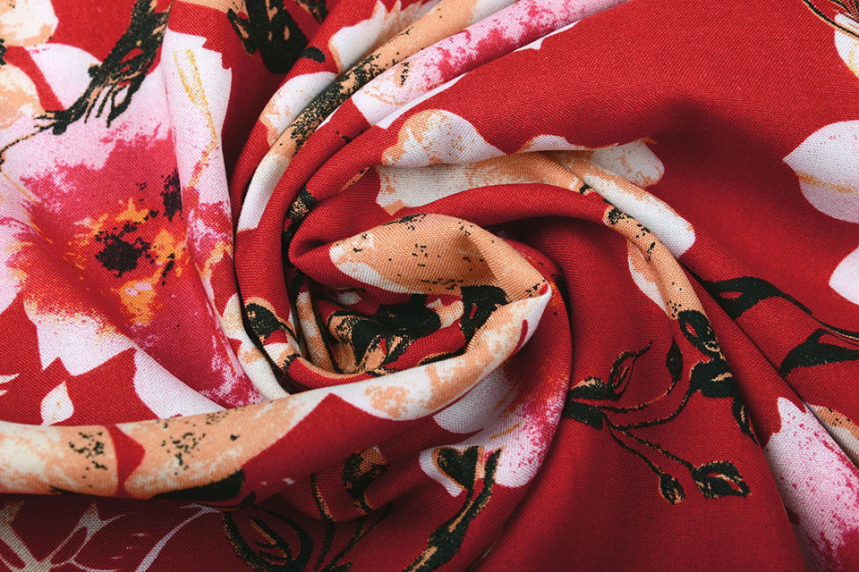 100% Viscose Isha Red