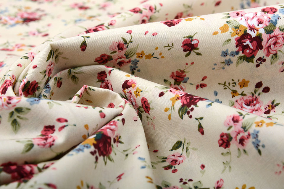 100% Cotton Florets Roses Creme