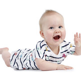 66. T-shirt Mit Doppelknopf