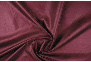 Futter Dunkelrot