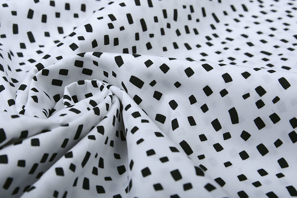 100% Digital Cotton Squares White Black