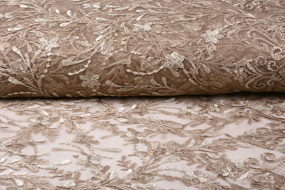Mesh Geborduurd Manga Taupe