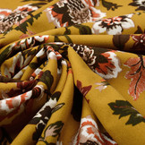 Scuba Crepe Bedrukt Library Bloemen Oker Geel