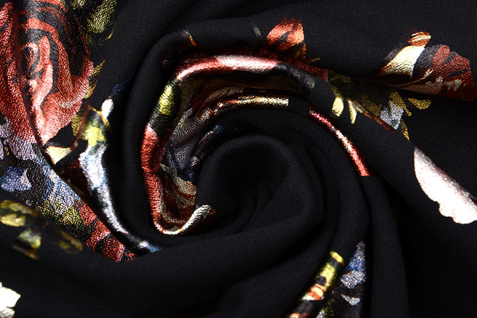 Scuba Crepe Foil Bedrukt Rozen Blauw Rood