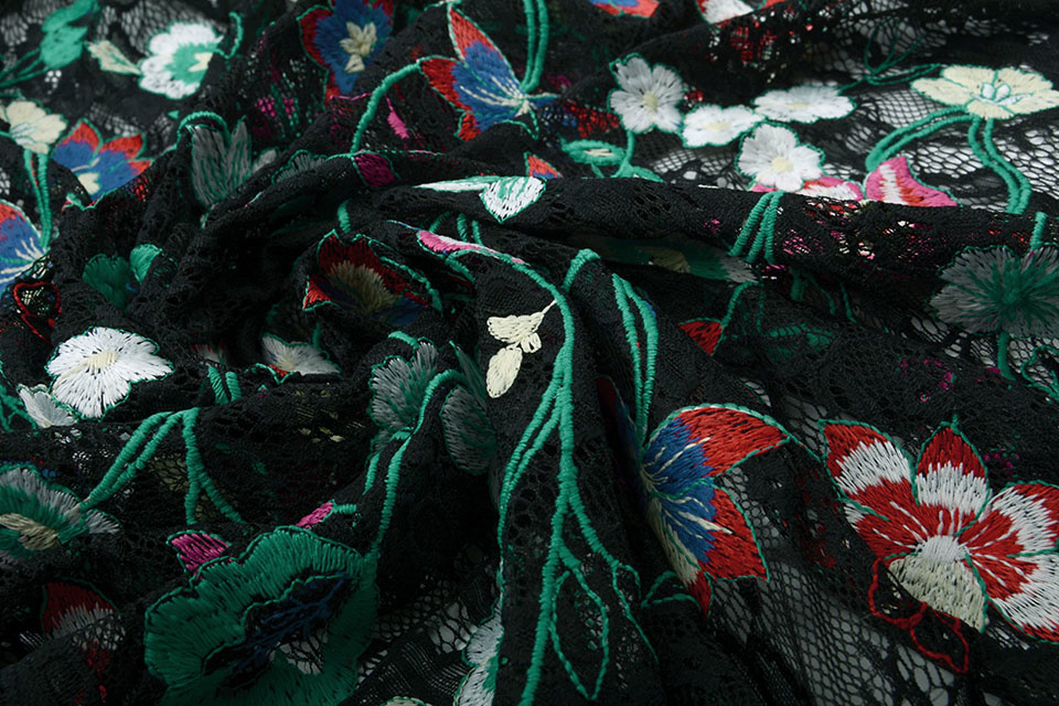 Embroidered Lace Whakairo