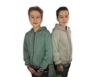 84. Kapuzenjacke 152/176