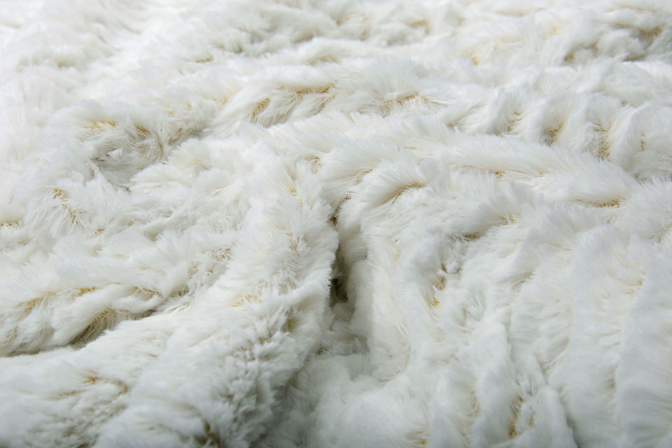 Short Hairy Fur 2-Tone Off-White