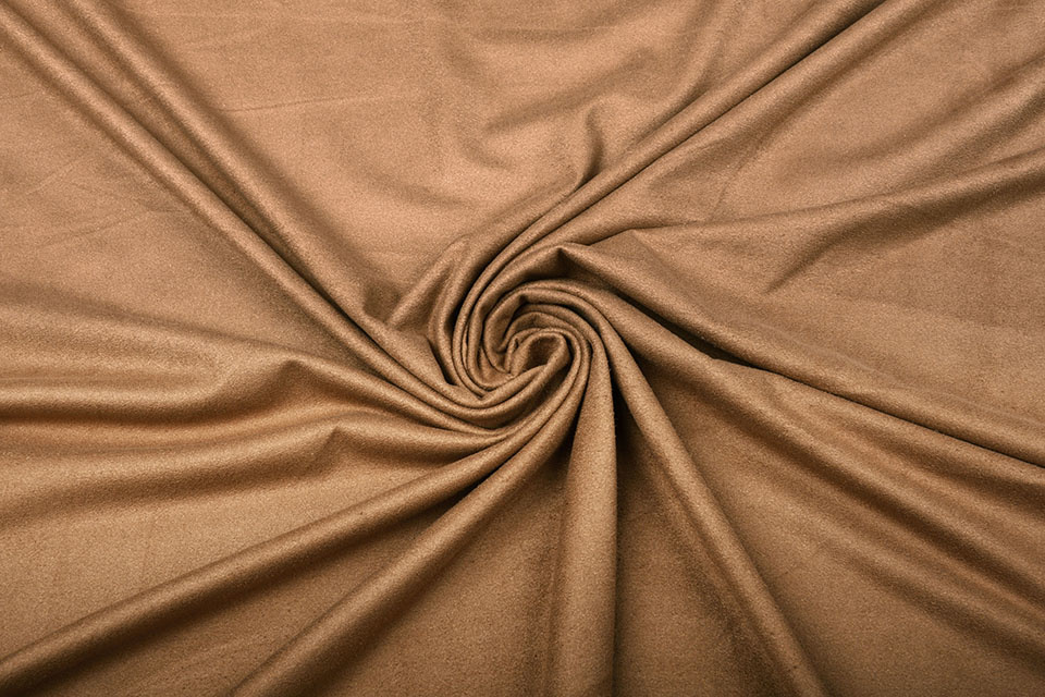 Leichtes Alcantara Suedine Cognac