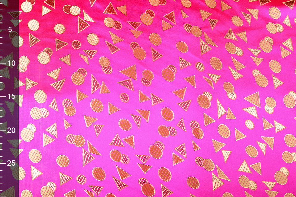 Brocade Derecha Fuchsia