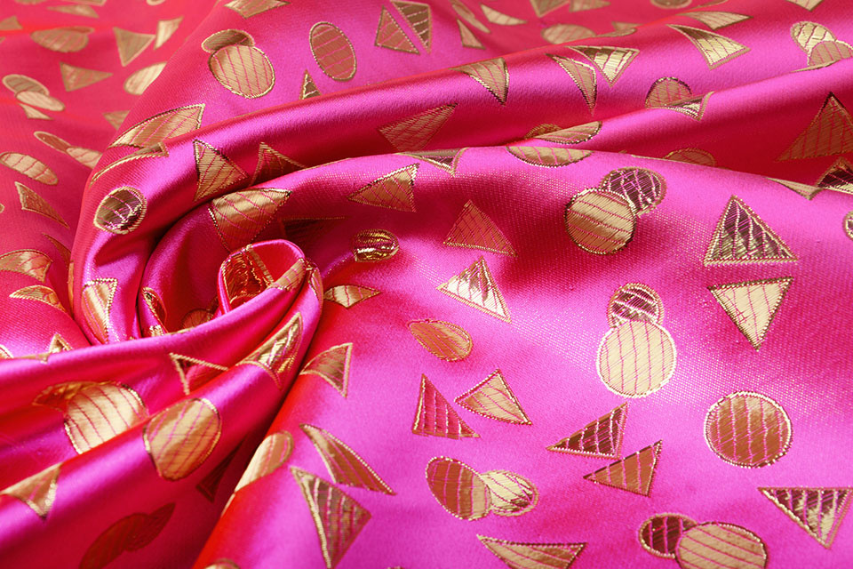 Brocade Derecha Fuchsia