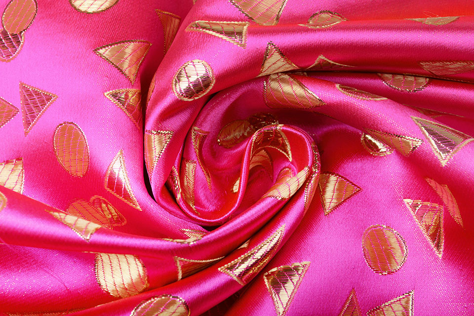 Brocade Derecha Fuchsia