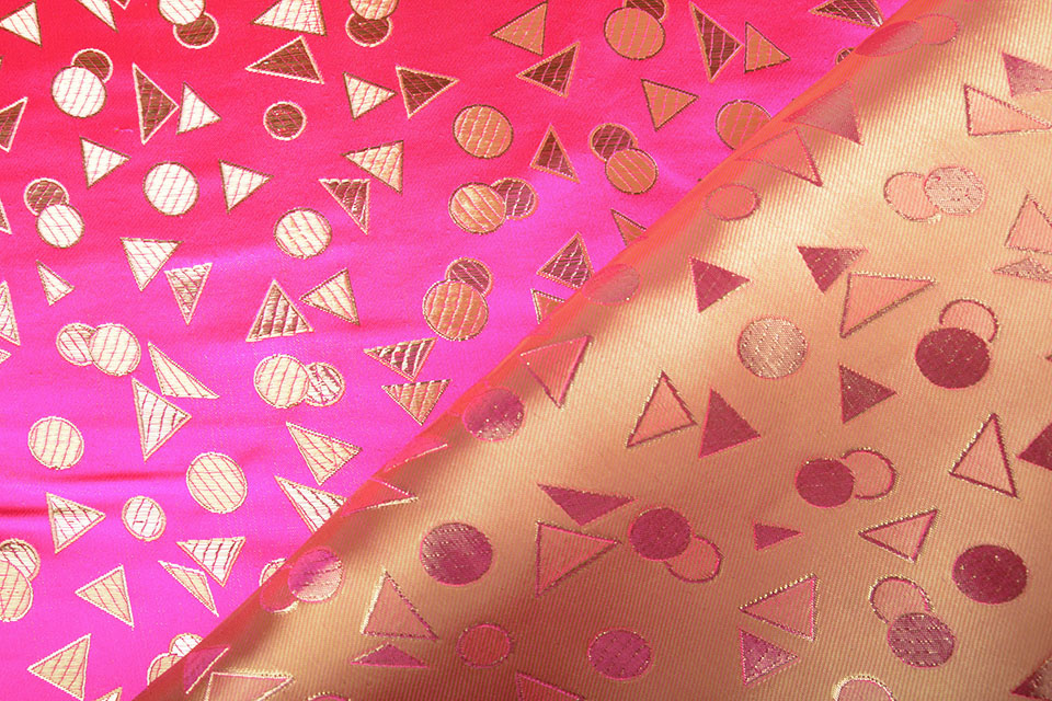 Brocade Derecha Fuchsia