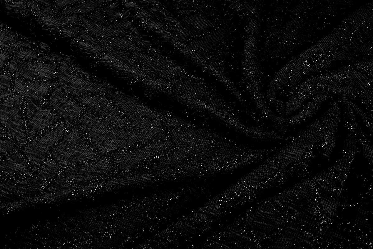 Jacquard Abstracte Lijnen met Glitter Zwart