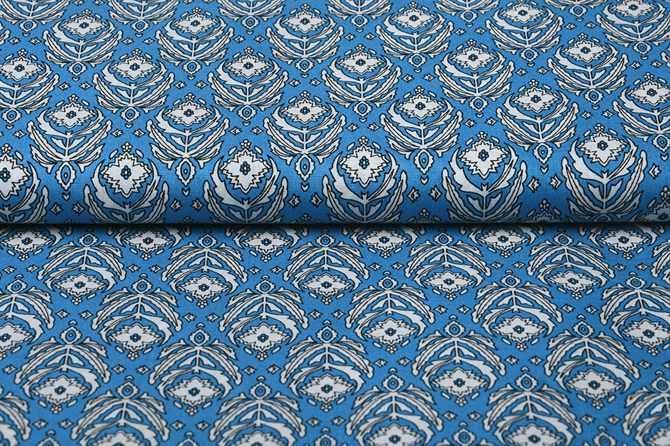 100% Viskose Ornaments Blau
