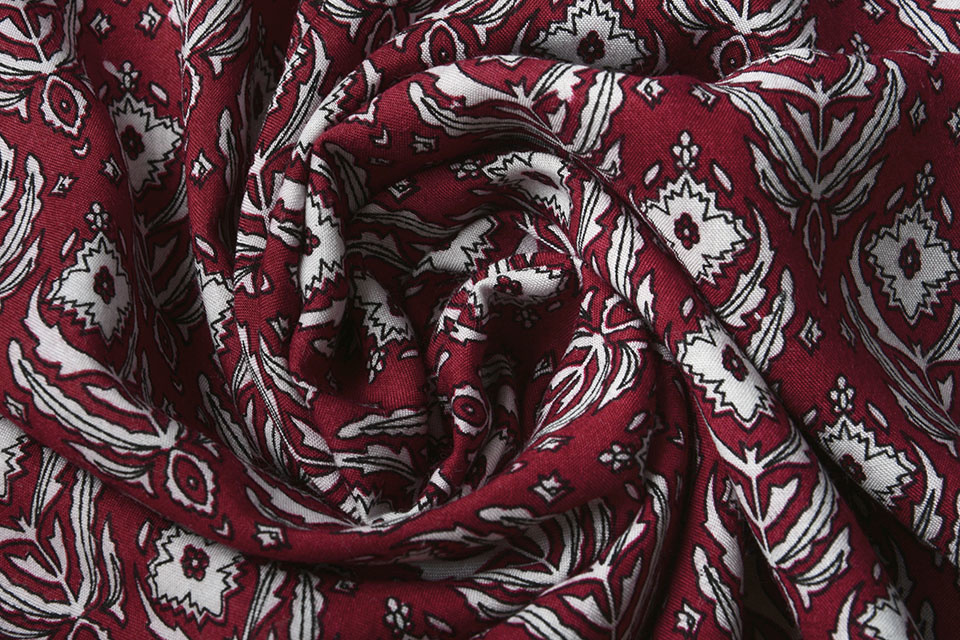 100% Viscose Ornaments Wine Red