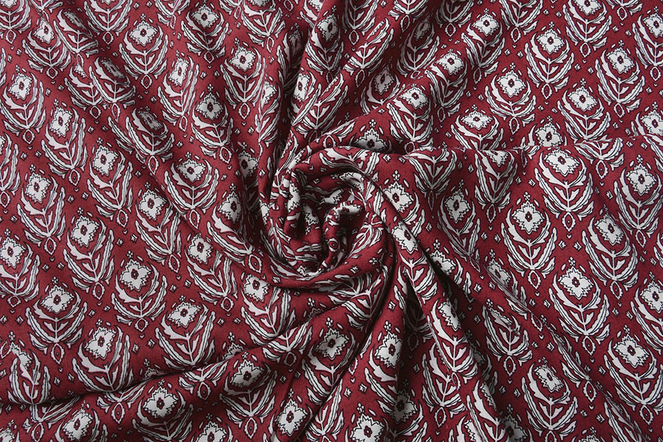 100% Viscose Ornaments Wine Red