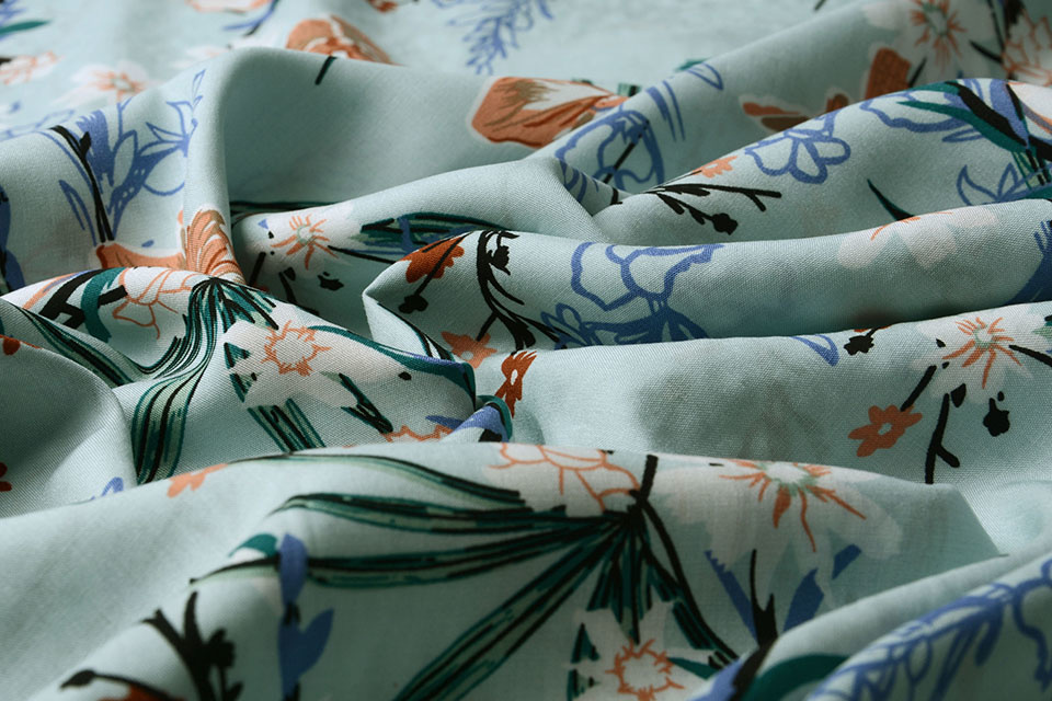 100% Viscose Bloementak Licht Mint Groen