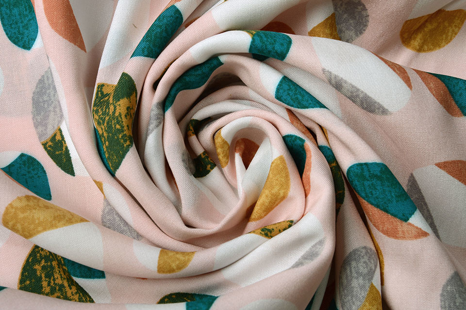 100% Viscose Artistic Rocks Light Salmon