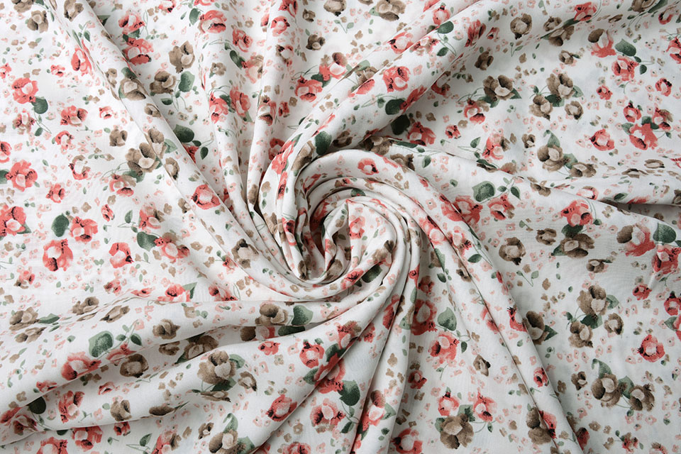 100% Viscose Kleine Bloemen Off White