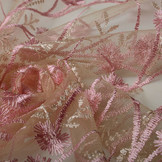 Mesh Geborduurd Victoria Roze