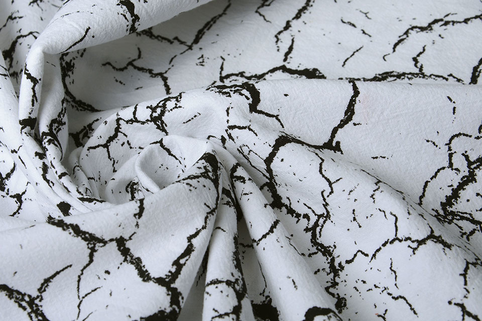 100% Washed Cotton Dipinto Crackle