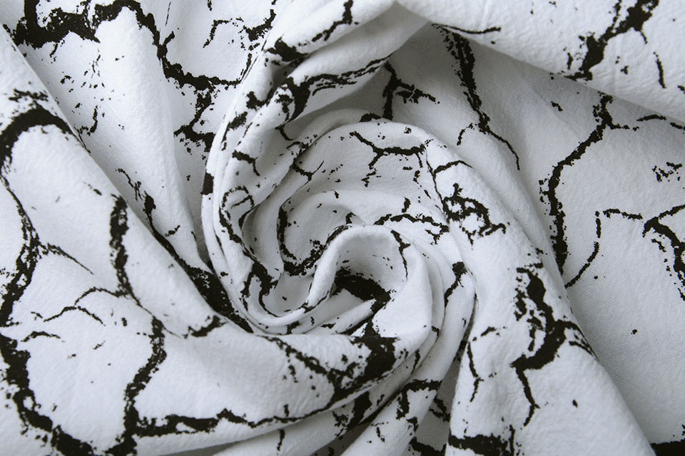 100% Washed Cotton Dipinto Crackle