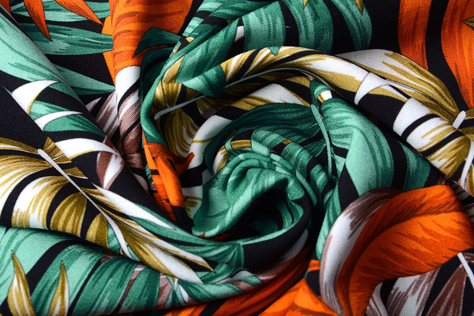 100% Viscose Tropical Leaves Black