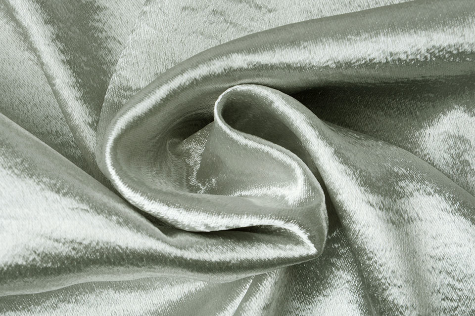 Crinkle Krepp-Satin Silber