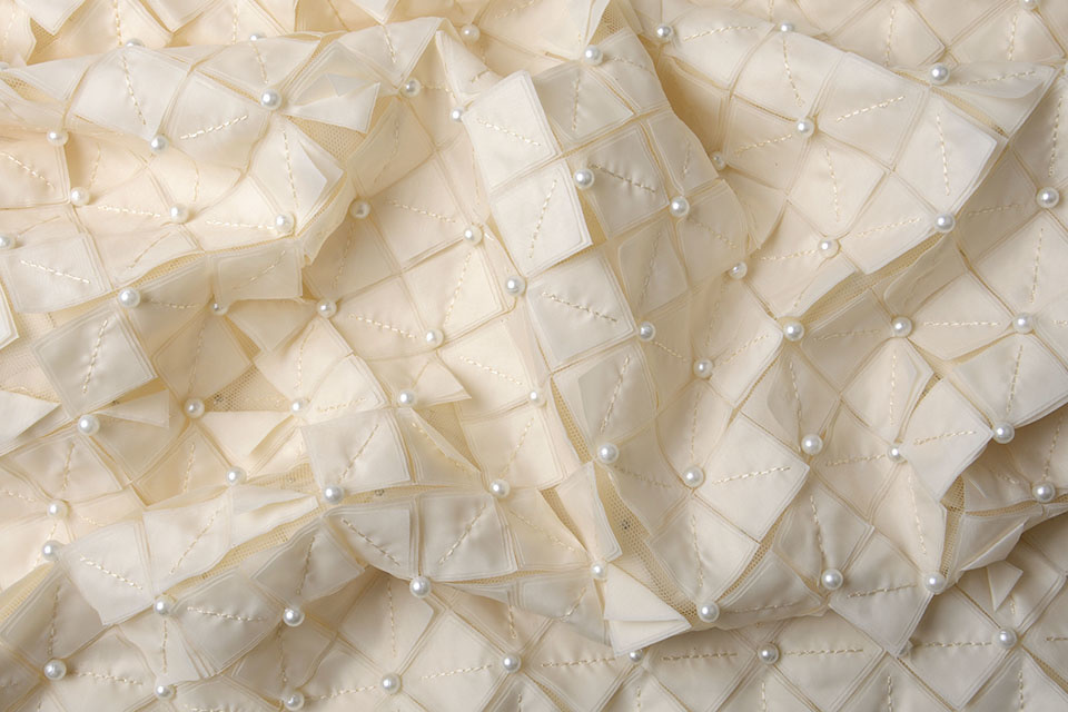 Mesh 3D Parel Naomi Creme