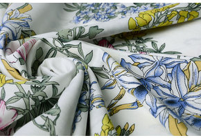 100% Viscose Serena Wild Flowers