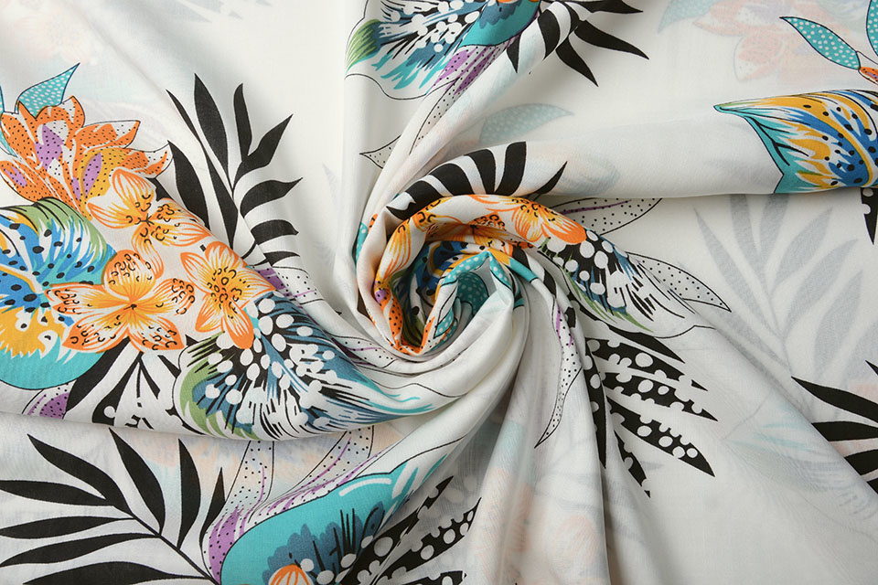 100% Viscose Loulou Rimboe Off White