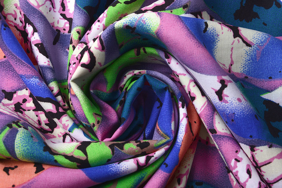 100% Viscose Zola Crumple Leaves Neon Lilac