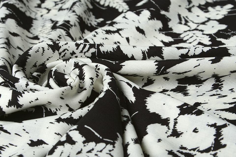 100% Viscose Elvira Black White