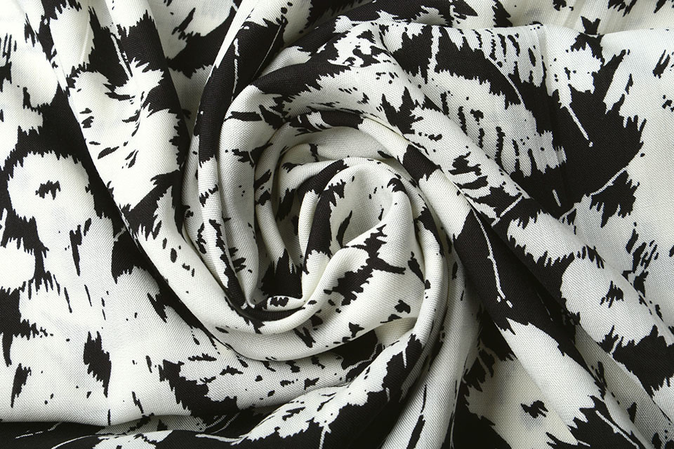 100% Viscose Elvira Black White - YES Fabrics