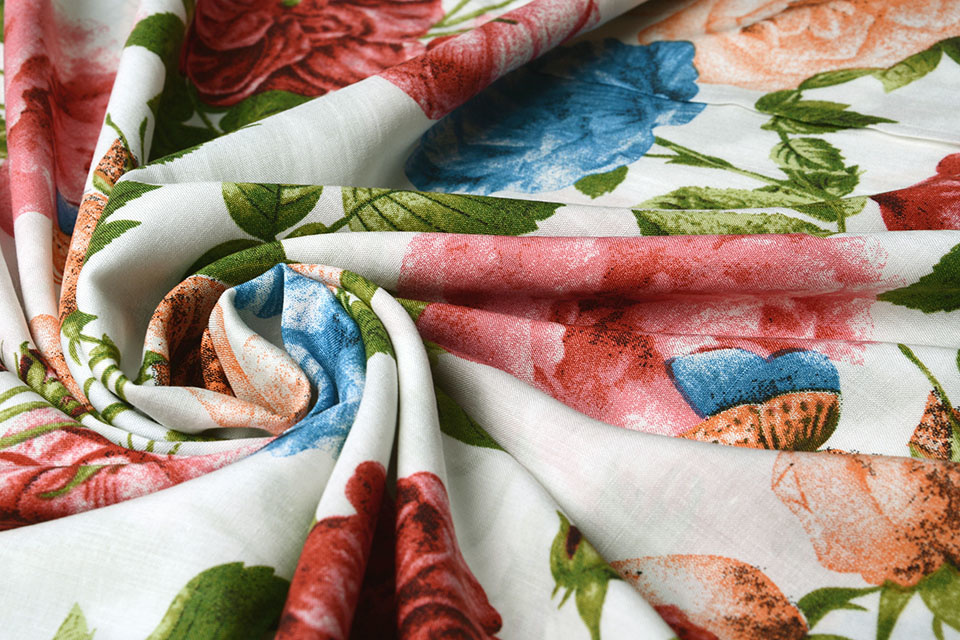 100% Viscose Sophia Vlinder op Rozen Wit
