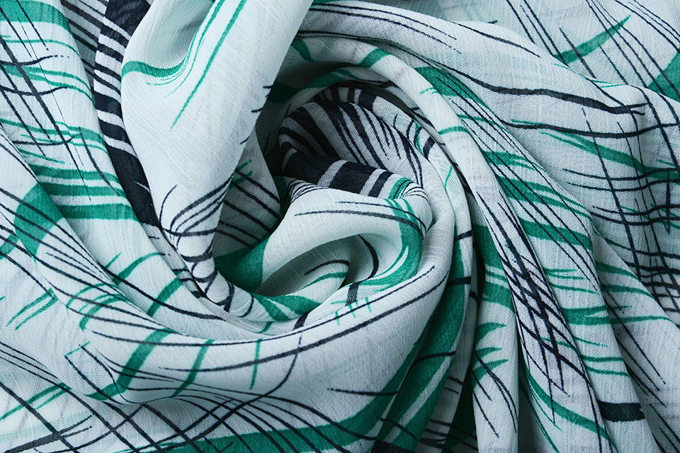 Chiffon Bedrukt Penseelstreken Zeegroen Marine Blauw