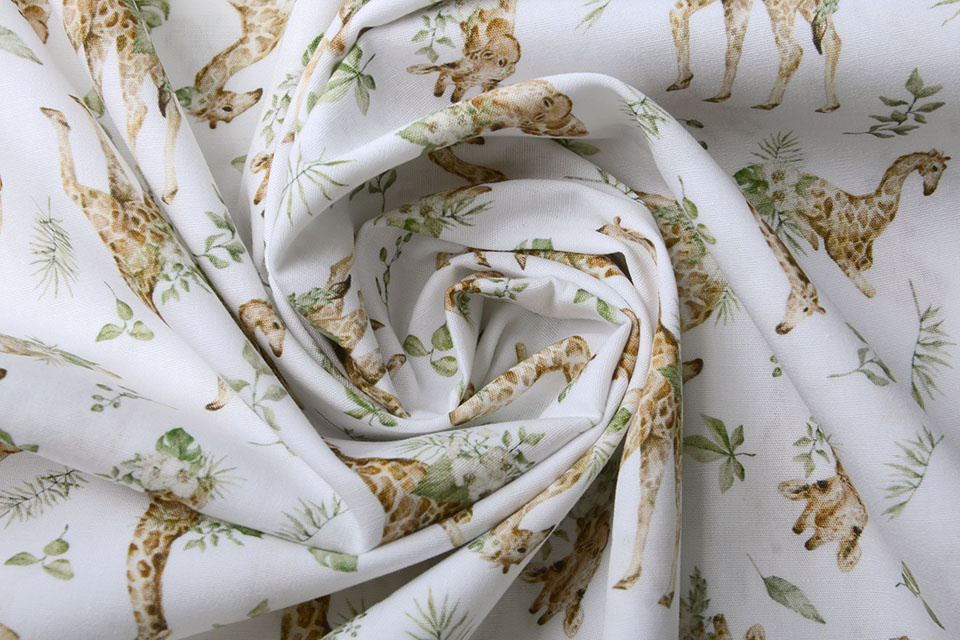 100% Digital Cotton Giraffe with Leaves