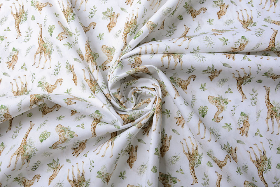 100% Digital Cotton Giraffe with Leaves