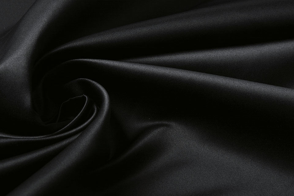 Poly Satin Heavy Schwarz