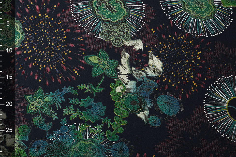100% Viscose Flores Unicas Groen