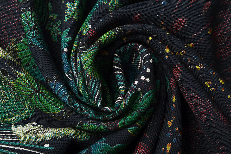 100% Viscose Flores Unicas Groen