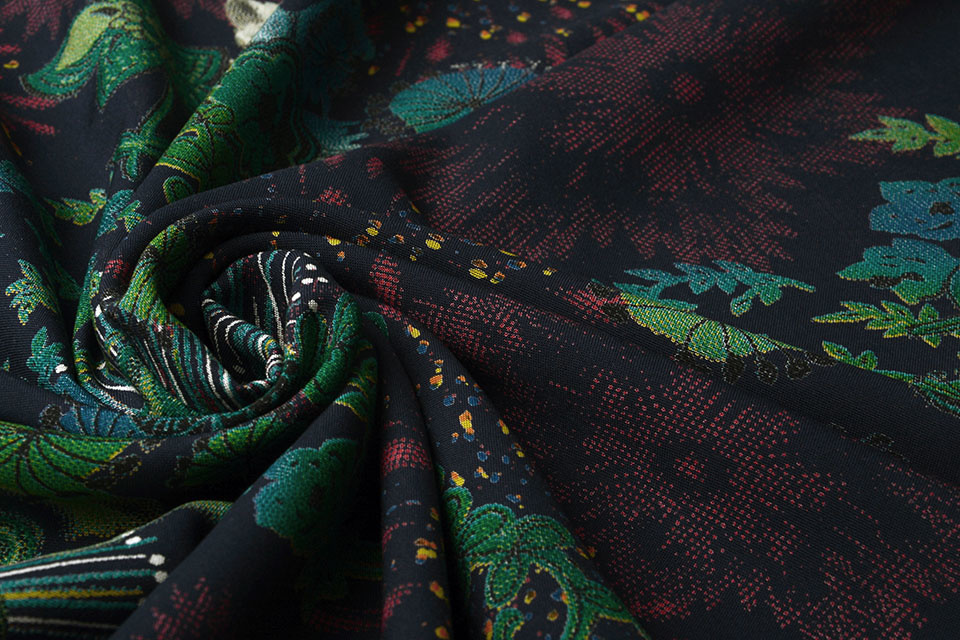 100% Viscose Flores Unicas Groen