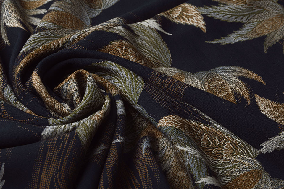 100% Viscose Japanse Maple Brown