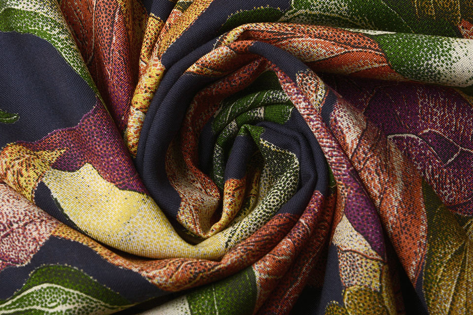 100% Viscose Bustani Leaves Multi 2