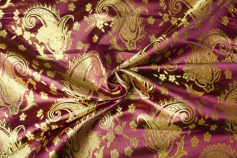 Brokaat Katherine Paisley Bordeaux