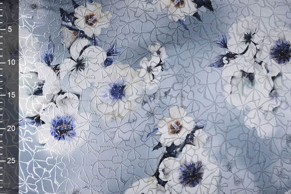 Brocade Ornamental Motif Kiemura Light Mauve