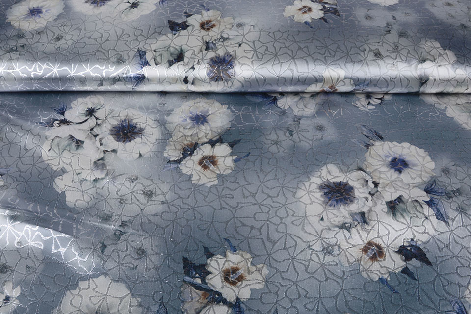Brocade Ornamental Motif Kiemura Light Mauve