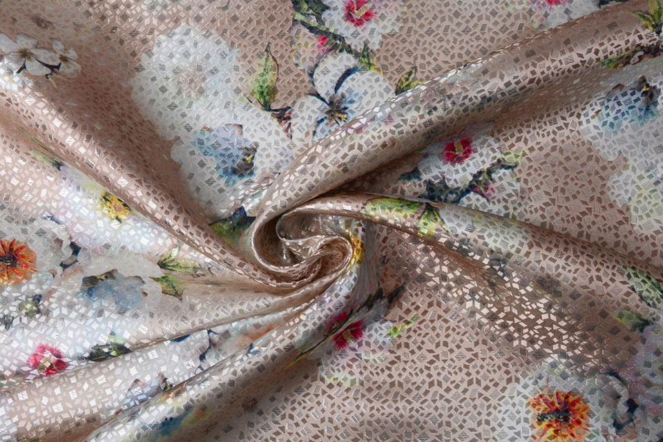Brocade Diamond Motif Timanti Powder Pink