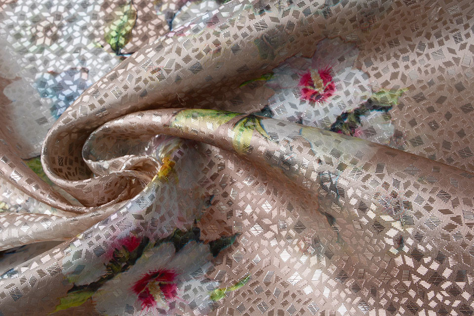 Brocade Diamond Motif Timanti Powder Pink